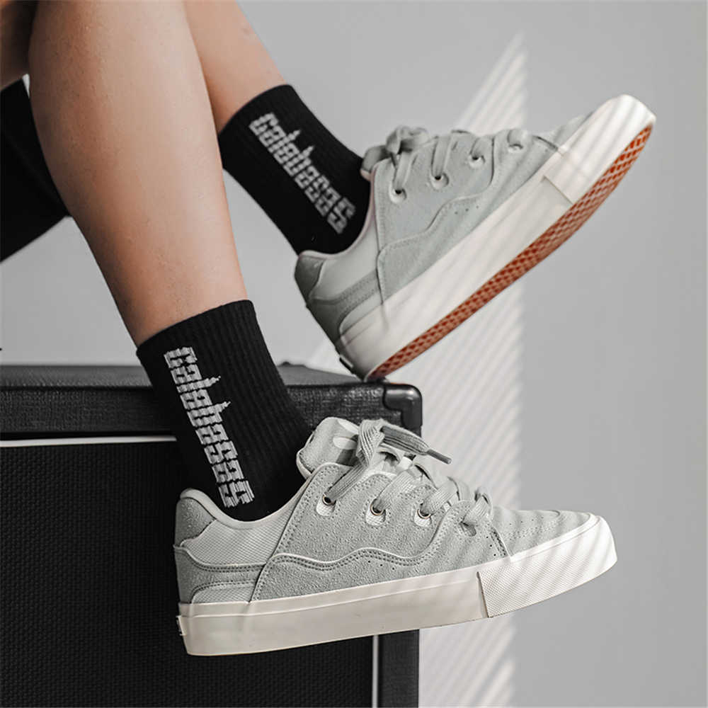 Yumuşak Tabanlı 40-41 Vulkaniz - Men'S Shoes Size 43 In Us incelemesi ve fiyatı